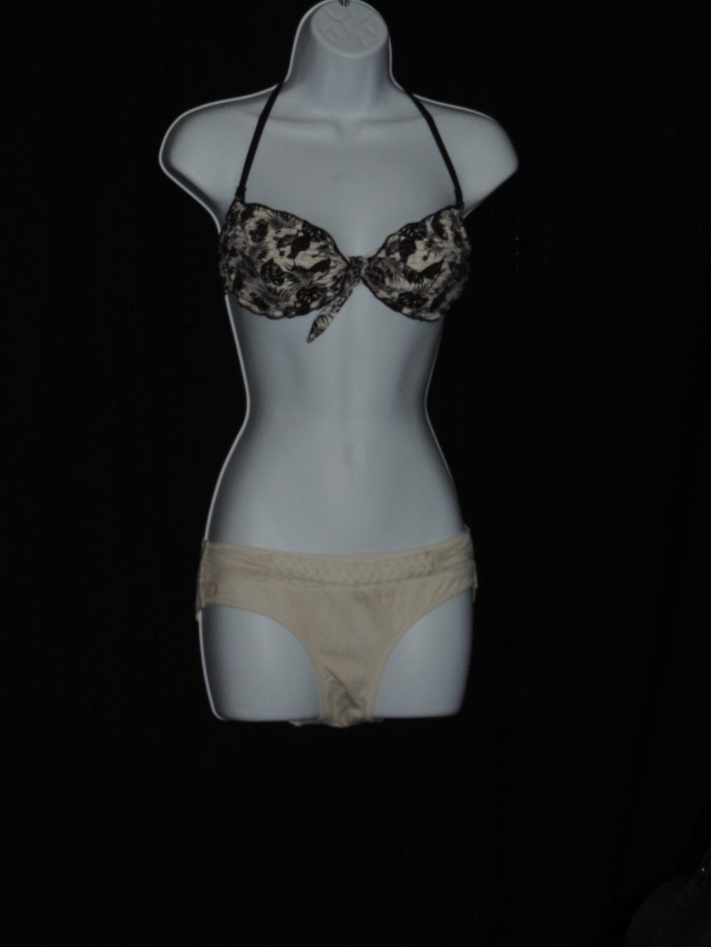 Costumi da bagno & Bikini: maillots de bain noir et blanc – Usato da Genève venduto da Axelle333 1