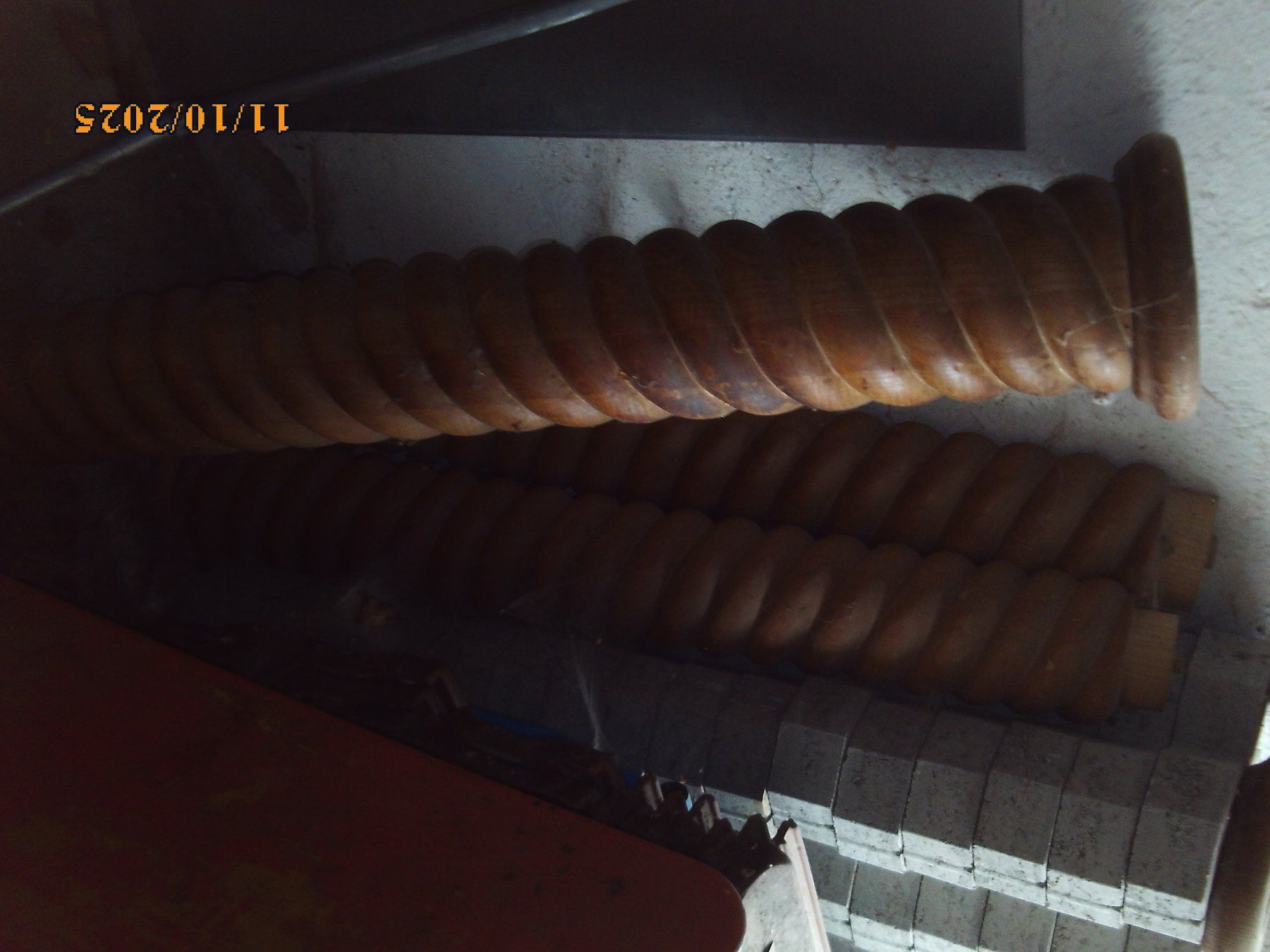 Holzartikel: 2x Holzsäulen Säulen 140cm Spirale gedrechselt massiv – Gebraucht aus Malters von monarkli 3