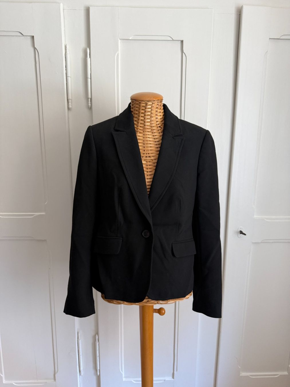 Hallhuber Jacken: HALLHUBER - Blazer schwarz 40 – Gebraucht aus Zürich von Diazaio