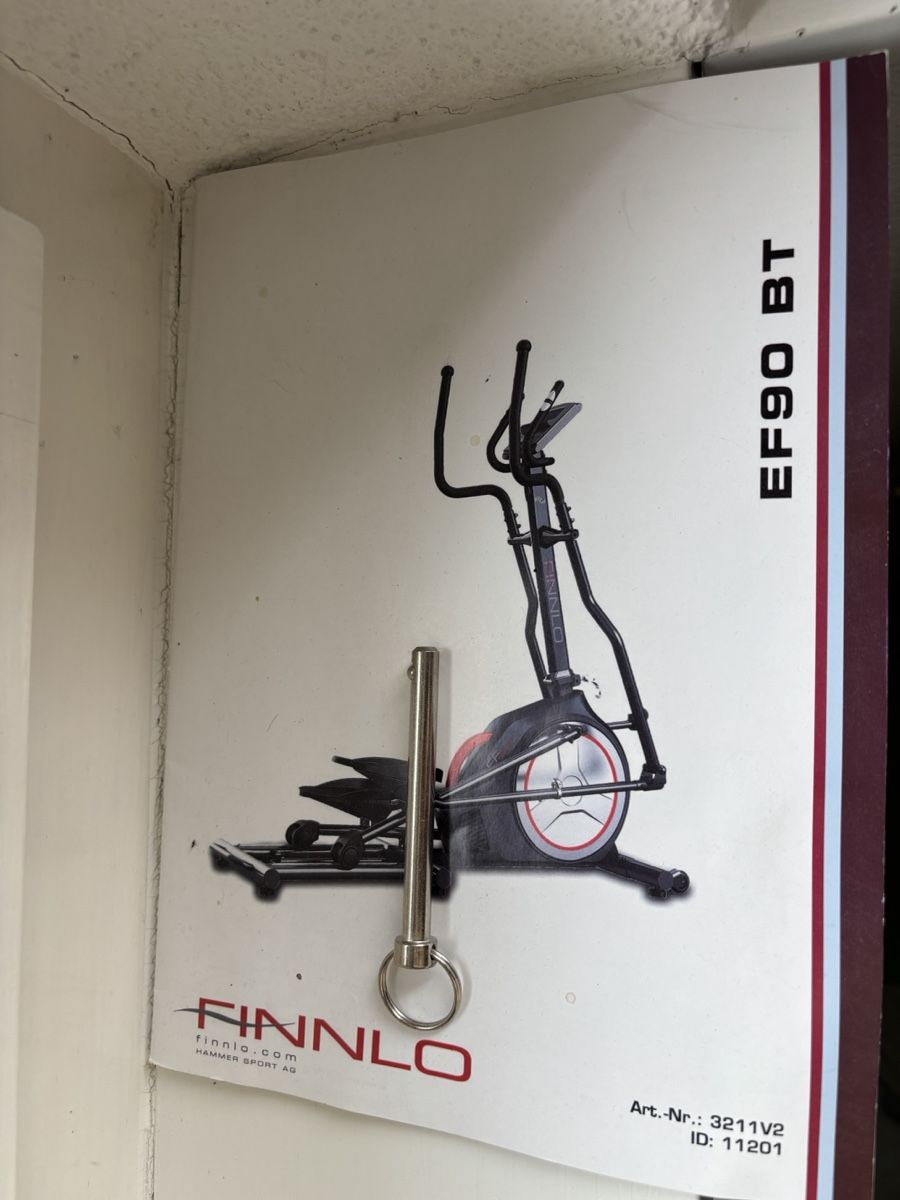 Finnlo Hometrainer: FINNLO EF90 BT Crosstrainer – Gebraucht aus Balgach von Dam123