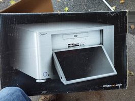 HTPC NAS OrigenAE S21T Computergehäuse mit Monitor FHD