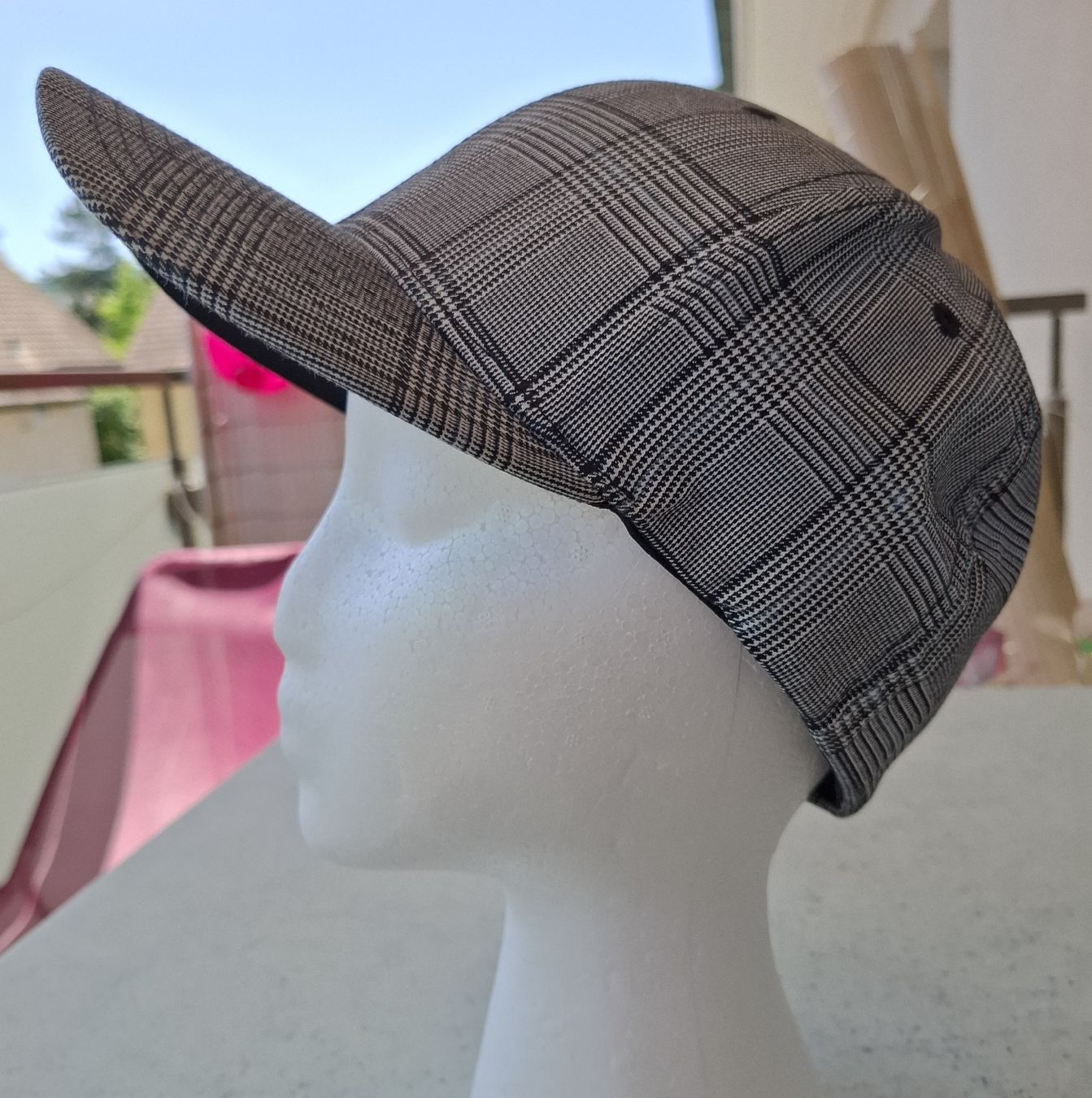 Altro in  Abbigliamento & Accessori: Flexfit Glen Check Cape, S-M – Usato da Dietikon venduto da Hirschkopf