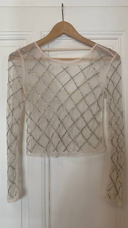 Top: Crop top de lumière  – Usato da Genève venduto da cel_zk6m