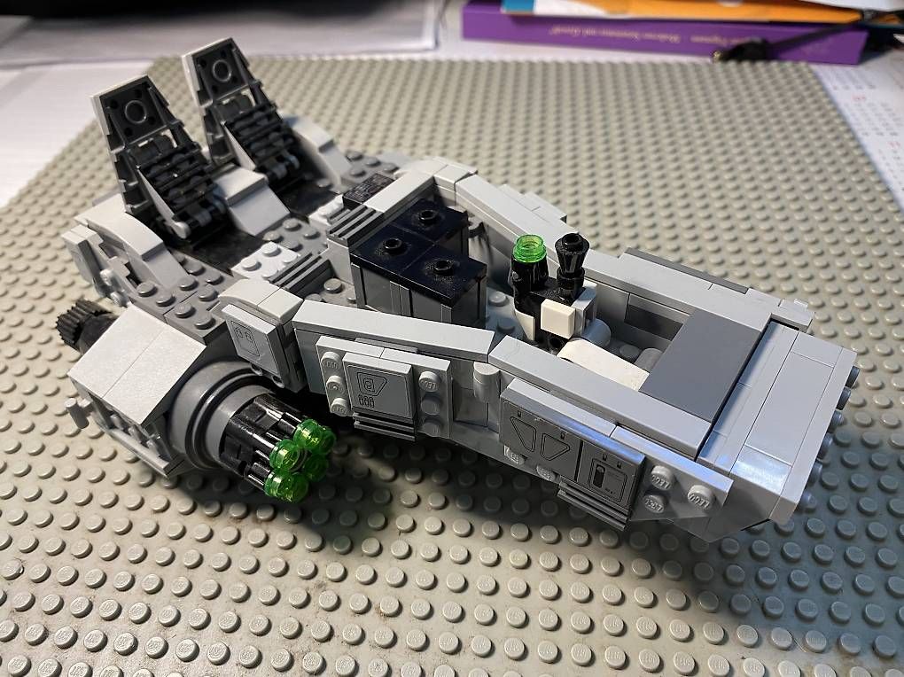 Kit di costruzioni: Lego Star Wars First Order Snowspeeder – Usato da Hünibach venduto da SnoediSnoedi