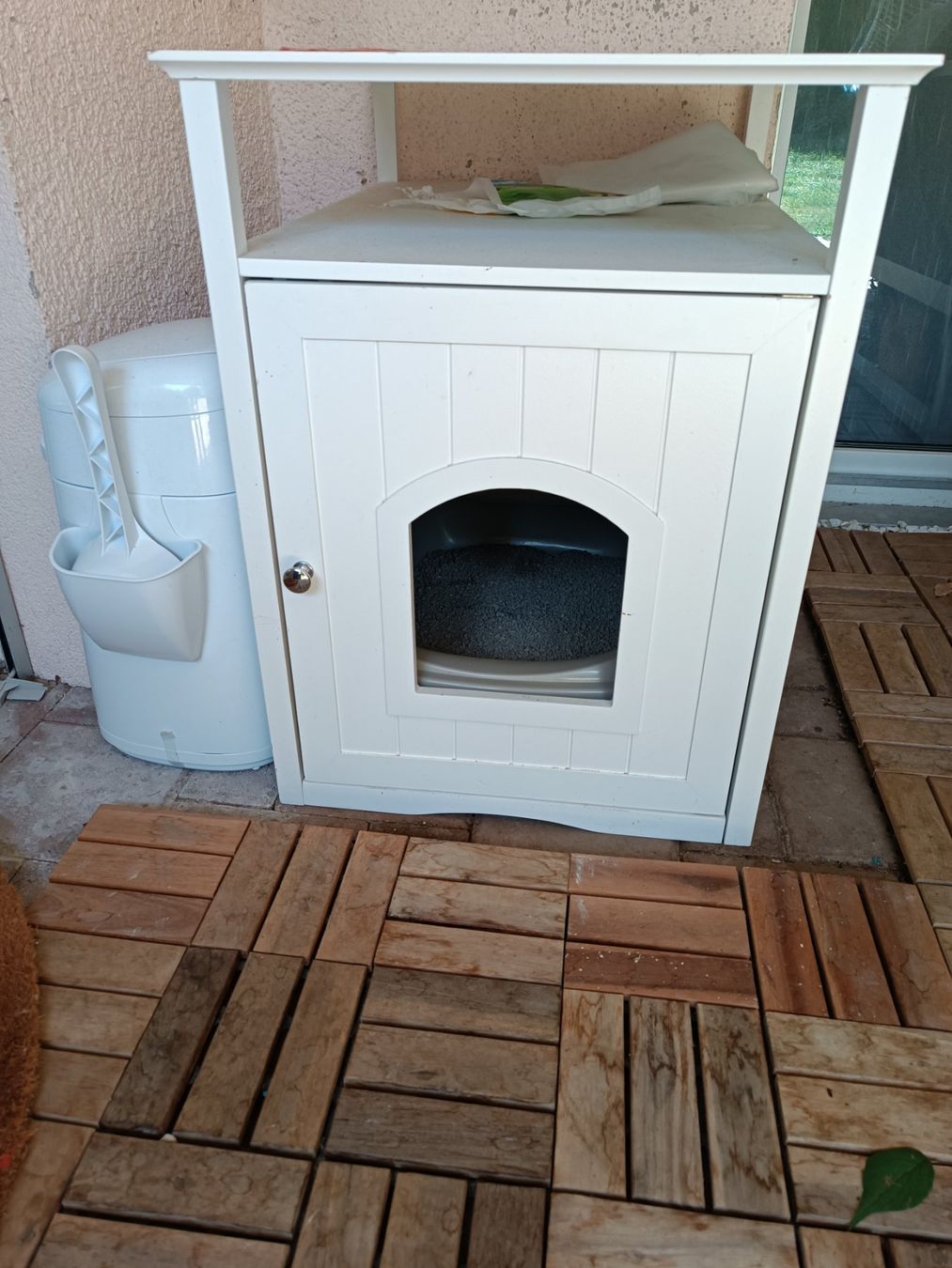 Qualipet WC: Katzentoilettenhaus + neuer Katzenstreu Entsorgungseimer – D'occasion à Binz par julijuli 1