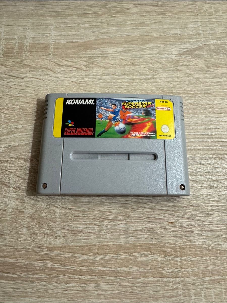 Nintendo Giochi: Snes Superstar Soccer Konami – Usato da Schübelbach venduto da Niki_Viki08