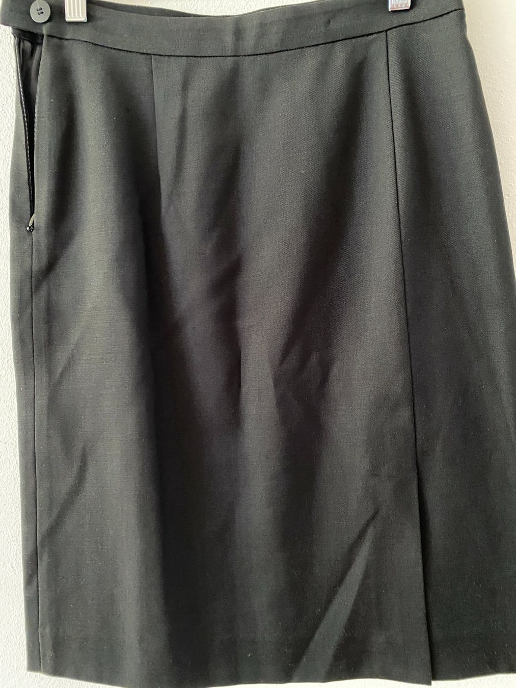 Röcke: Schwarzer eleganter Business-Rock Gr. 38 – Neu (gemäss Beschreibung) aus Wohlen b. Bern von cookiemonster