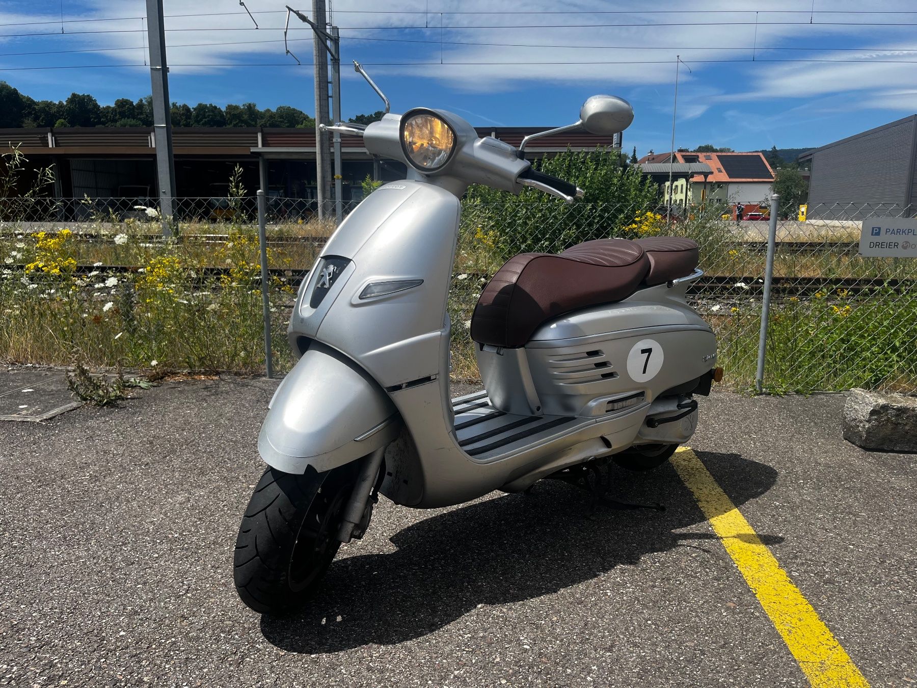 Peugeot Scooters: Peugeot Django 125cc Roller silber – D'occasion à Laufen par Dreier_Motos_AG 2