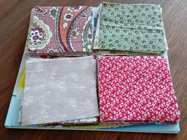 "Kleine Taschen" Buch + ca.100stk.10x10cm Stoffreste
