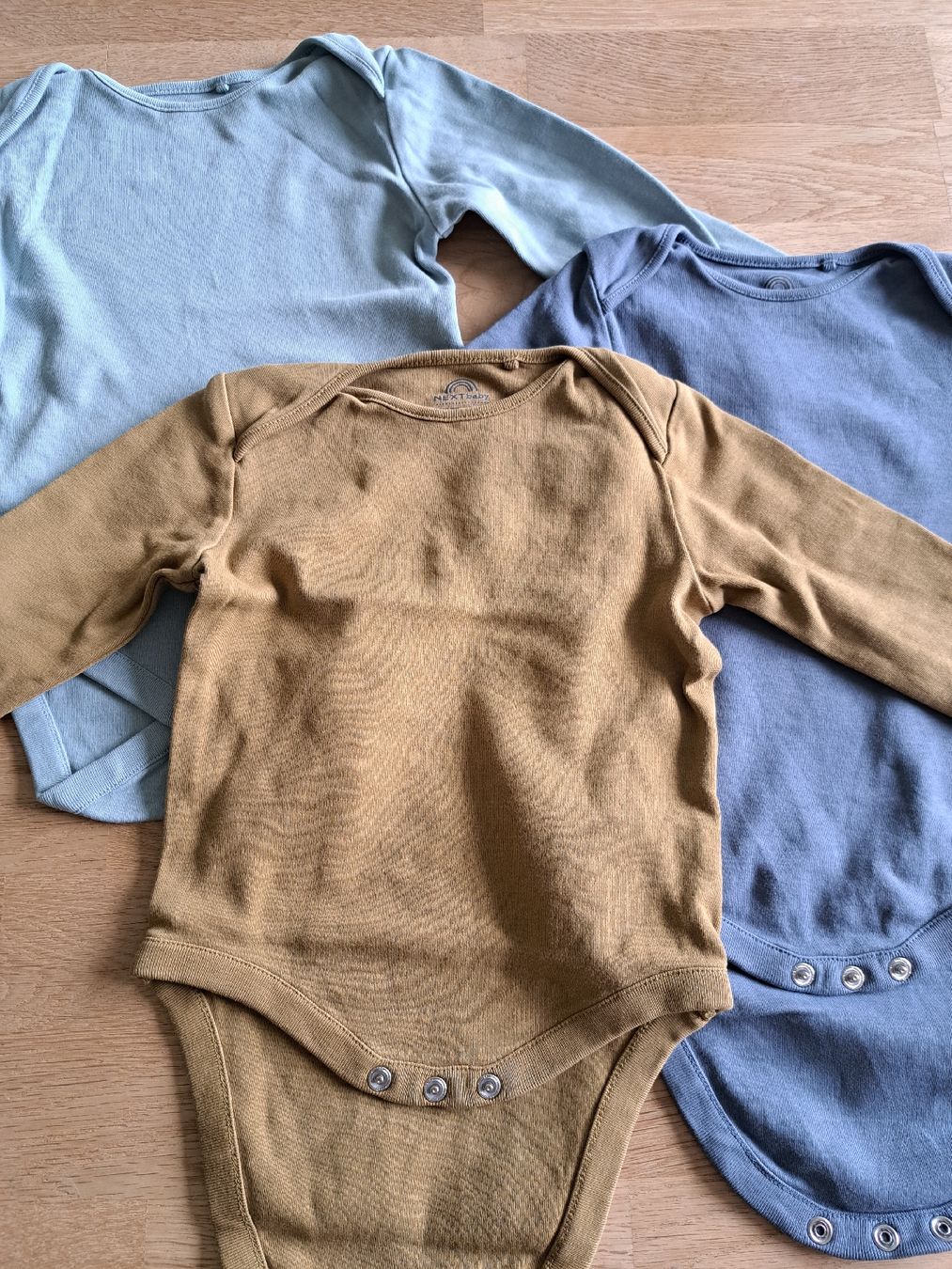 Biancheria intima: Next Langarm Bodys, Grösse 80/ 9-12 M – Usato da Bergdietikon venduto da Staphylococcus 2