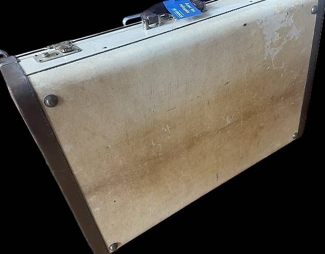 Valigie: Valise vintage en parchemin – Usato da Nyon venduto da Moeda 2