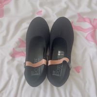 Charakterschuhe Gr. 33 Position Schwarz Groesse 1.5