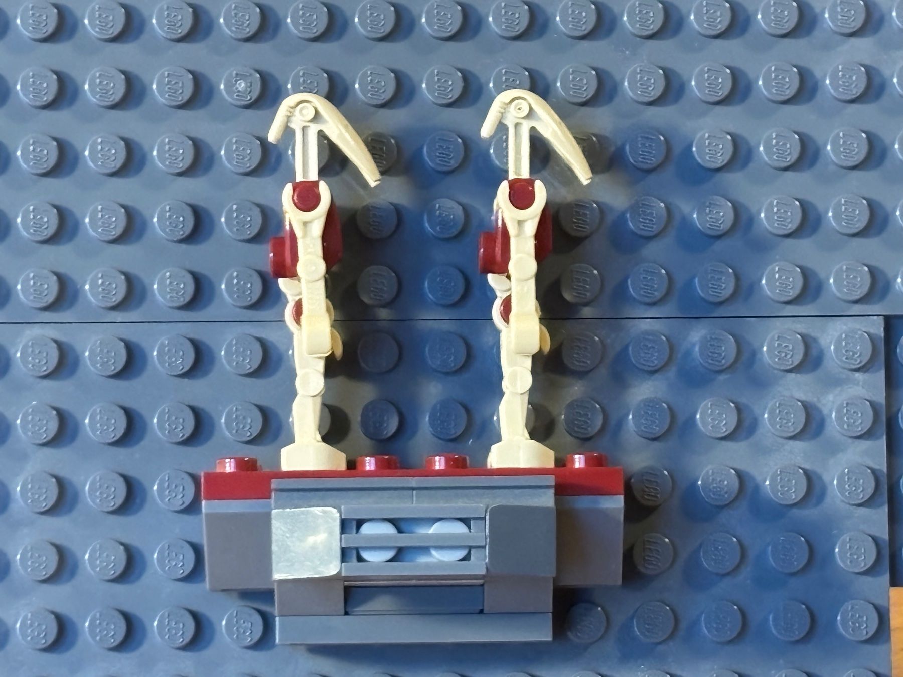 Lego Figurines: 2x Security Battle Droid – D'occasion à Zürich par mol_6p9j 2
