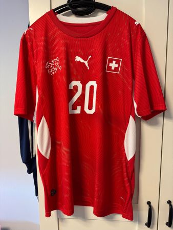 Schweizer Nati Trikot WM 2026 Aebischer