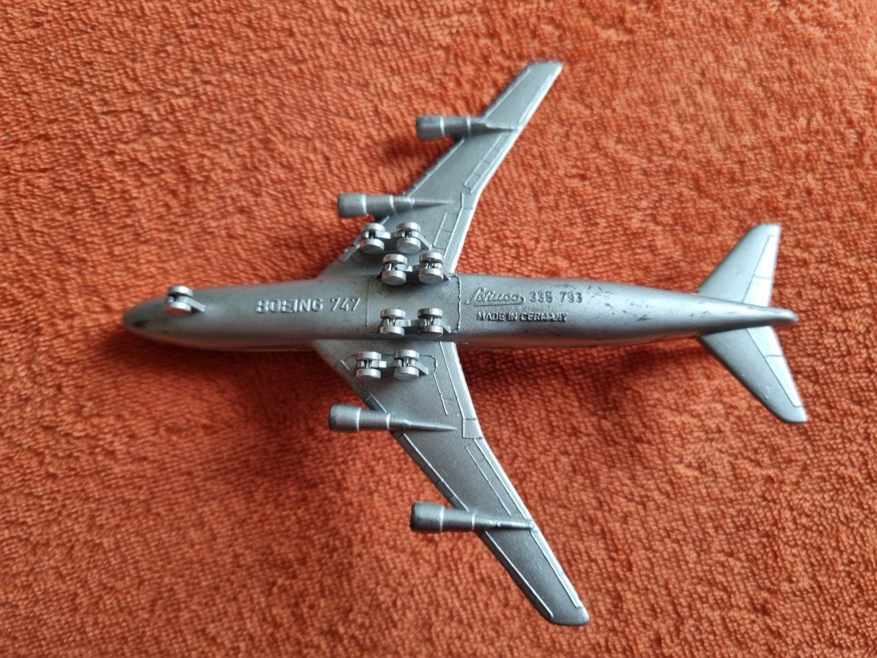 Swissair Modellbausätze & Standmodelle: Swissair Flugzeug Modell Boeing 747 – Gebraucht aus Schaffhausen von Leveron13 2