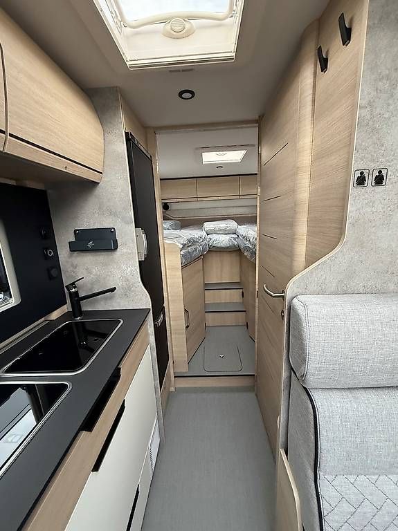 Veicoli da campeggio: Rapido COMPACT C55 Night Edition – Usato da Langenthal venduto da Reisemobil01 4
