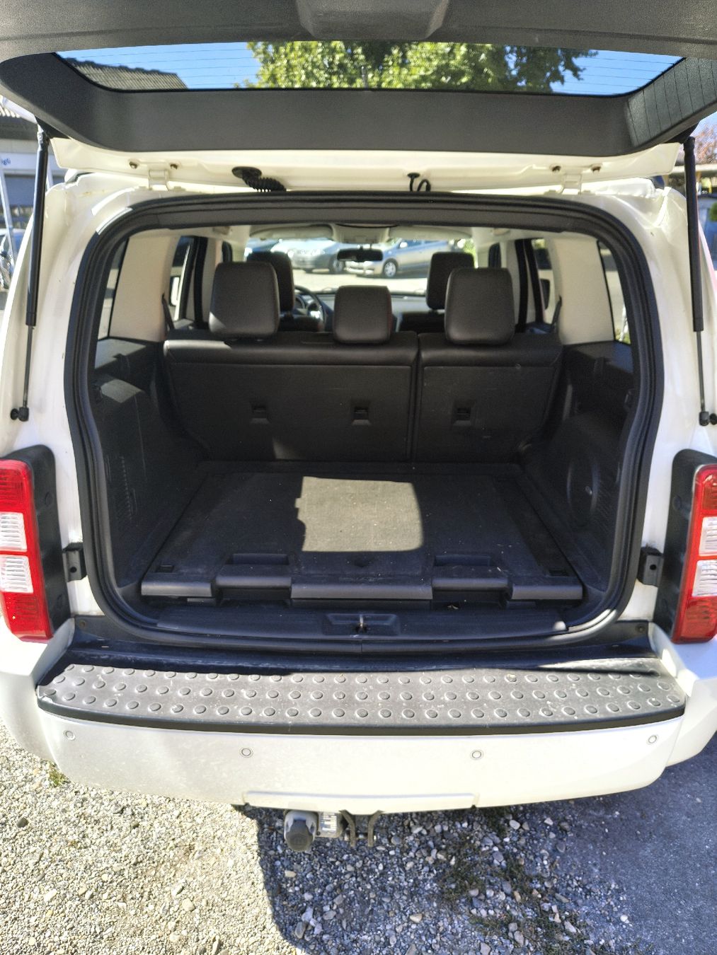 Dodge Automobili: Dodge Nitro 2,8 Diesel, Automat – Usato da Etzelkofen venduto da madafaka_06 4