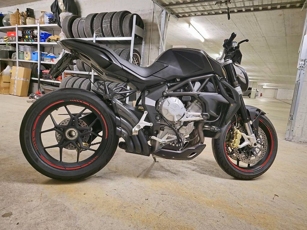MV Agusta Strada: Mv Agusta Brutale B3 675 – Usato da Thierachern venduto da Azarc2 2