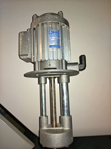 DMC Kühlmittel Pumpe / Kühlmittelpumpe
