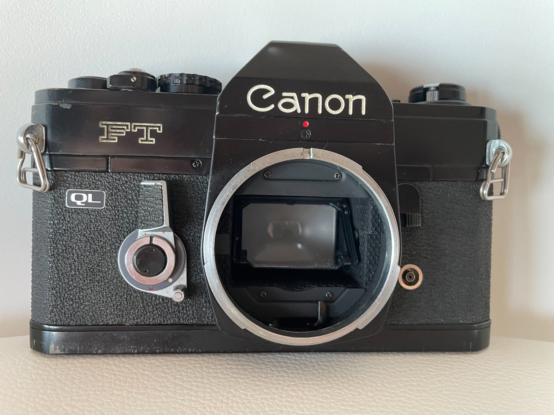 Canon Kamera: Canon FT QL Black – Defekt aus Petit Lancy von gil_hr6v