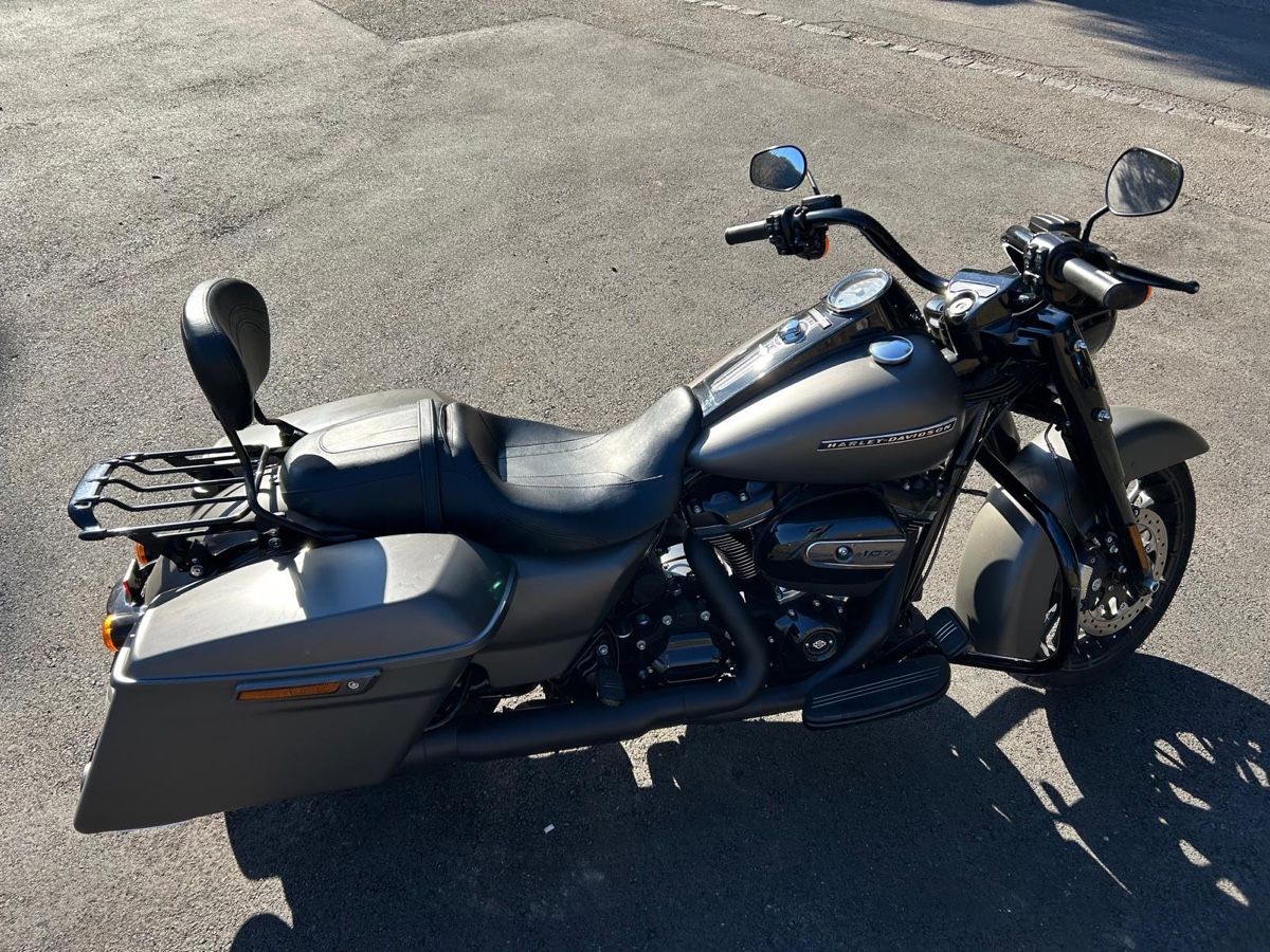 Harley-Davidson Touring: Harley-Davidson Road King Special – Usato da Novaggio venduto da WildSam 4