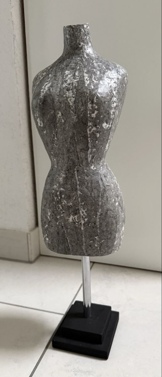 Autres décorations & accessoires: Dekorative Büste, Skulptur auf Sockel, Kunstobjekt – Neuf (Voir description) à Münsingen par energystar15