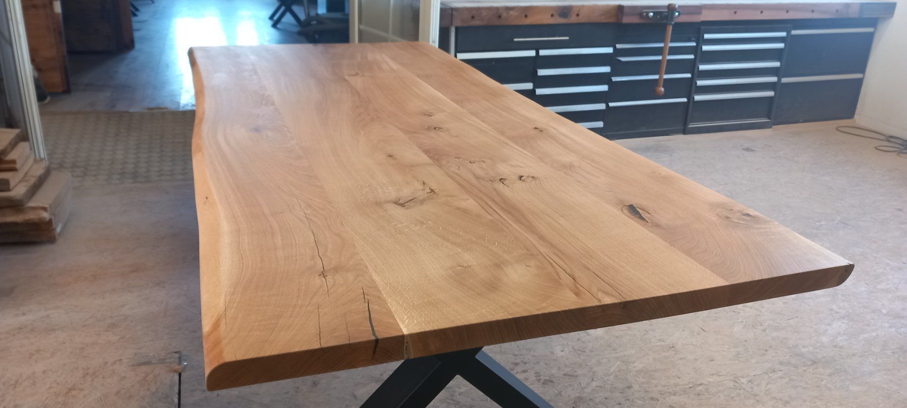 Tavoli: Schweizer Massivholztisch aus Eiche rustikal 260x110cm – Nuovo (secondo la descrizione) da Altishofen venduto da Rossi464 4