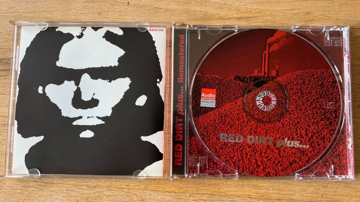 CDs: Red Dirt - Plus... / CD - UK-Pres. 1999 - TOP – Gebraucht aus Gais von soundcave57 2