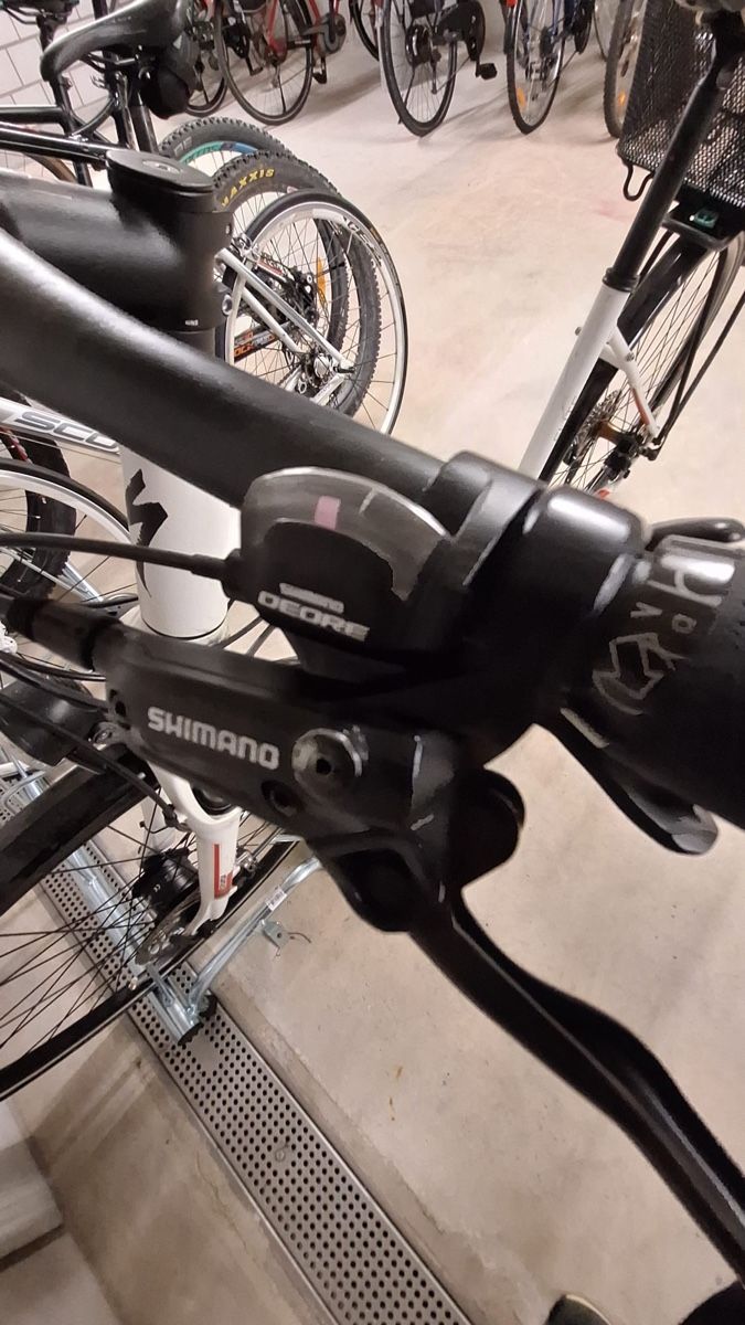 Specialized Biciclette: Gebrauchtes Damenvelo - SPECIALIZED Sirrus Elite – Usato da Bern venduto da ame_ltr6 6