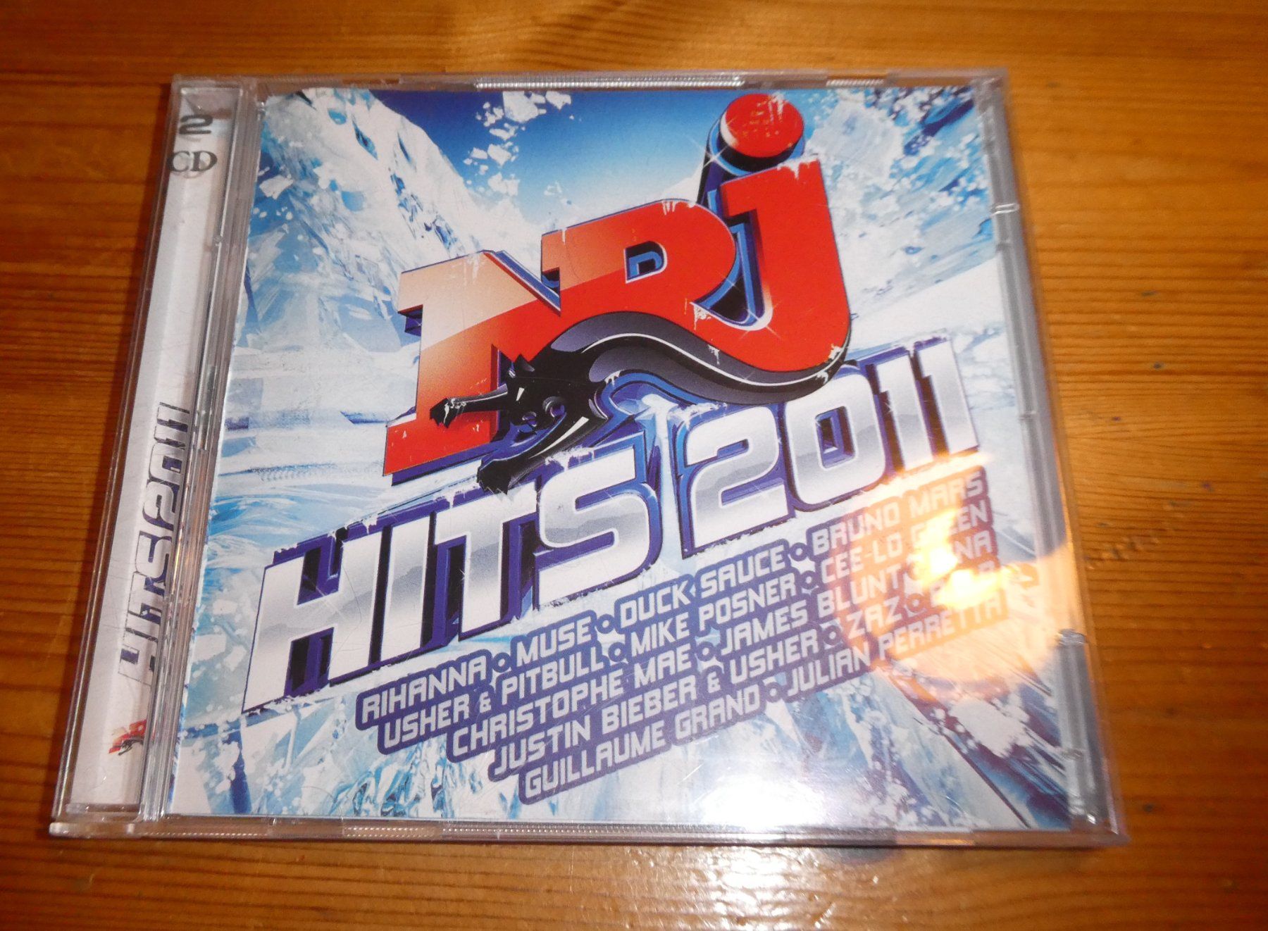 CD: NRJ Hits 2011 CD Double Album Compilation variée ! – Usato da Troistorrents venduto da Marion70