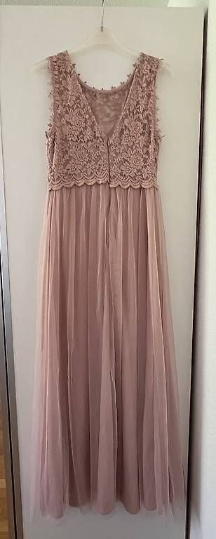 Vestiti: Festliches Abendkleid Rosa mit Spitze & Tüll – Usato da Port venduto da Ca. 1