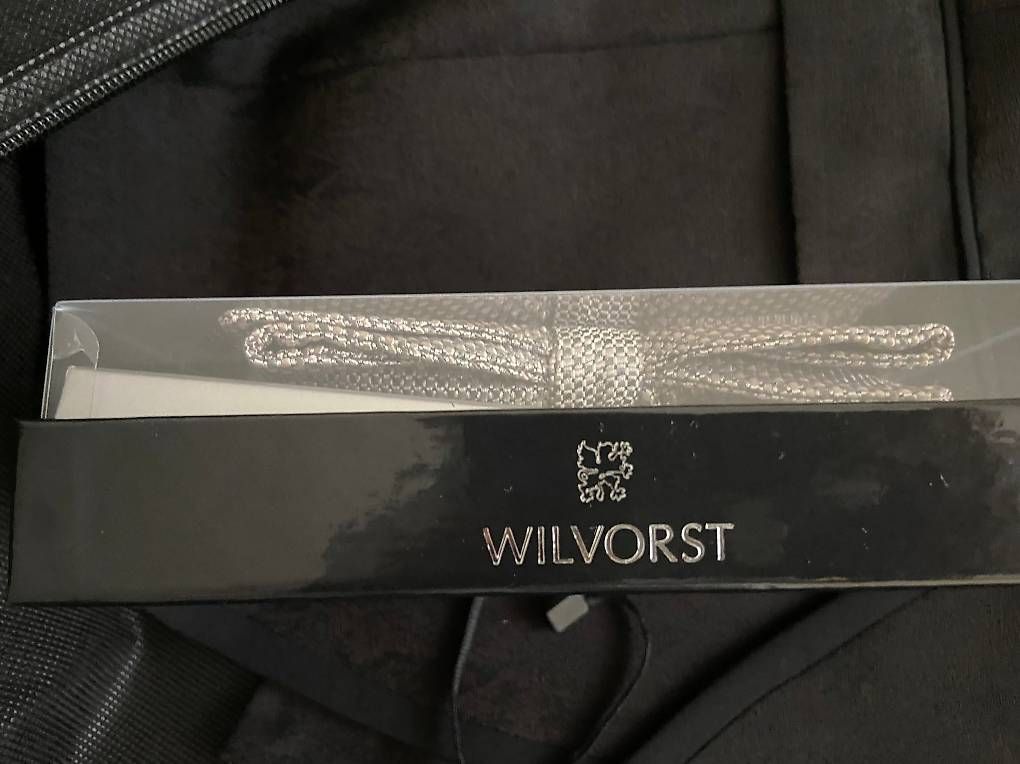 Cravatte: Herren-Fliege mit Einstecktuch NEU – Nuovo e nell'imballaggio originale da Ehrendingen venduto da chippy1996 2