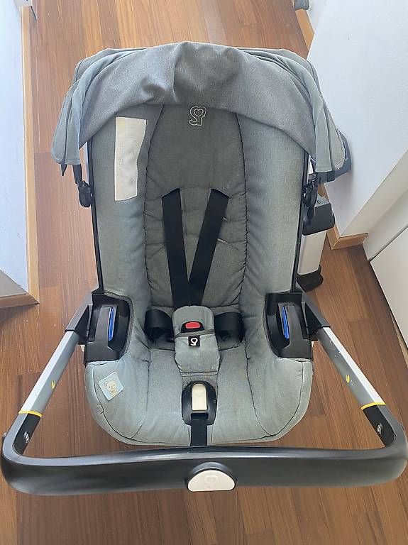 Doona Carrozzine: Doona + isofix + antipioggia + borsa – Usato da Pregassona venduto da KostVale