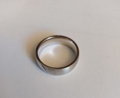 Eleganter Herrenring, Edelstahl, Grösse 64, neuwertig
