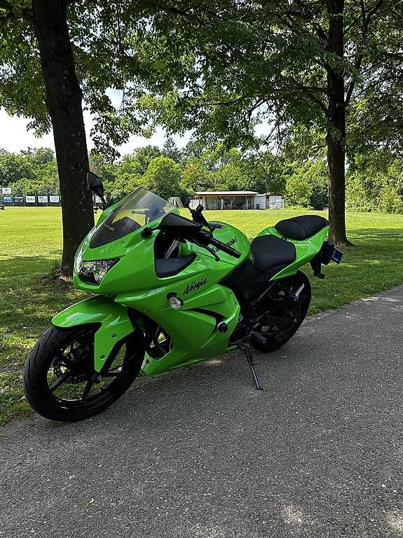 Kawasaki Strasse: Kawasaki Ninja 250R (25KW) – Gebraucht aus Schönenwerd von KADS3 1