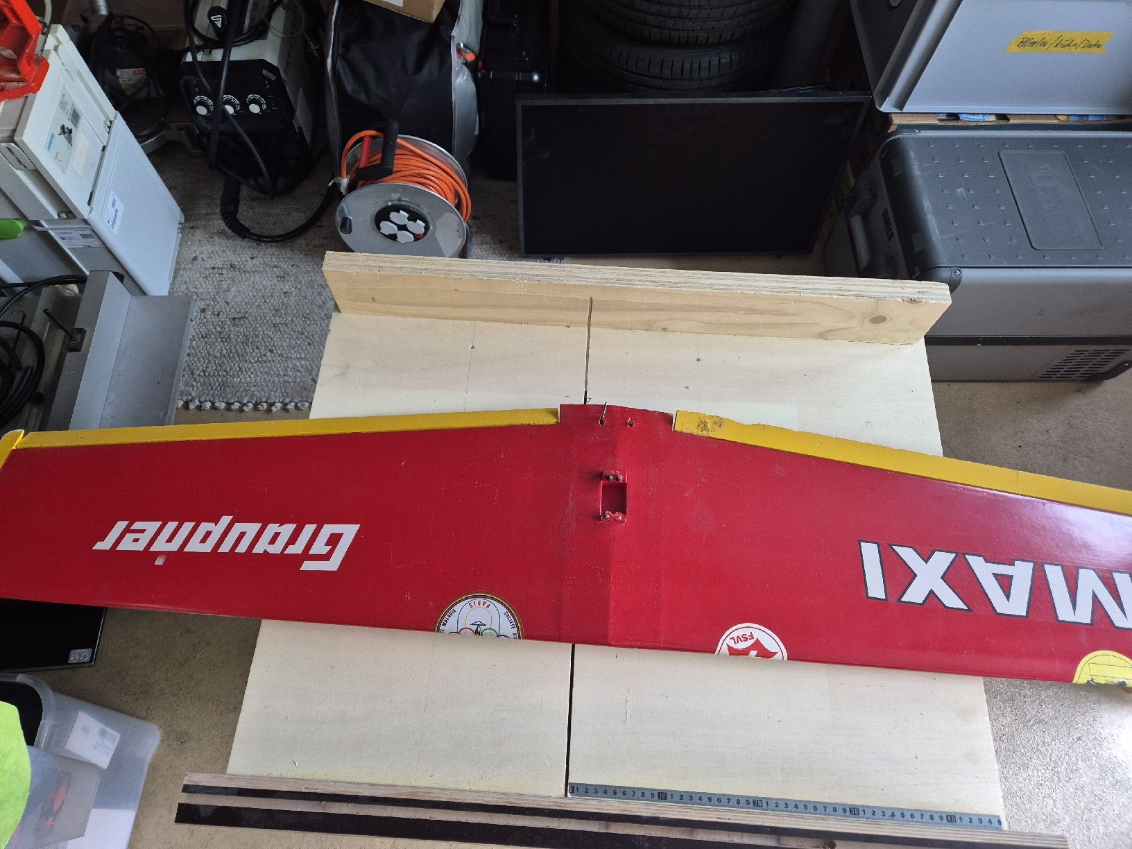 Graupner RC Kits de montage: Maxi Graupner Tragfläche – D'occasion à Wattenwil par hps_z6w9 1