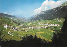 Blick gegen Stätzerhornkette und Lenzerhorn Savognin GR