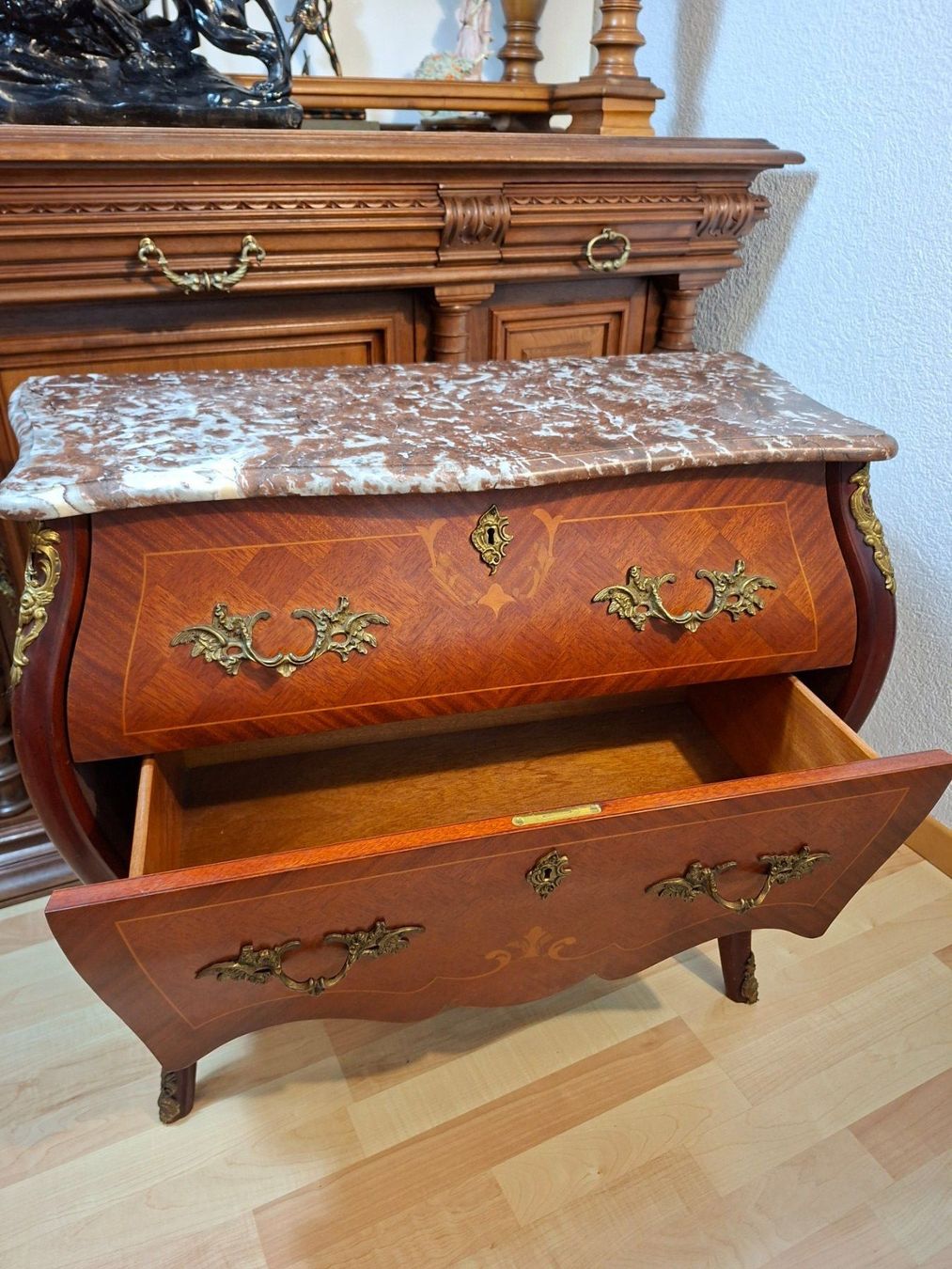 Kommoden: Antike Kommode Louis XV Stil mit Marmorplatte – Gebraucht aus Steffisburg von ZeitReise_ 1