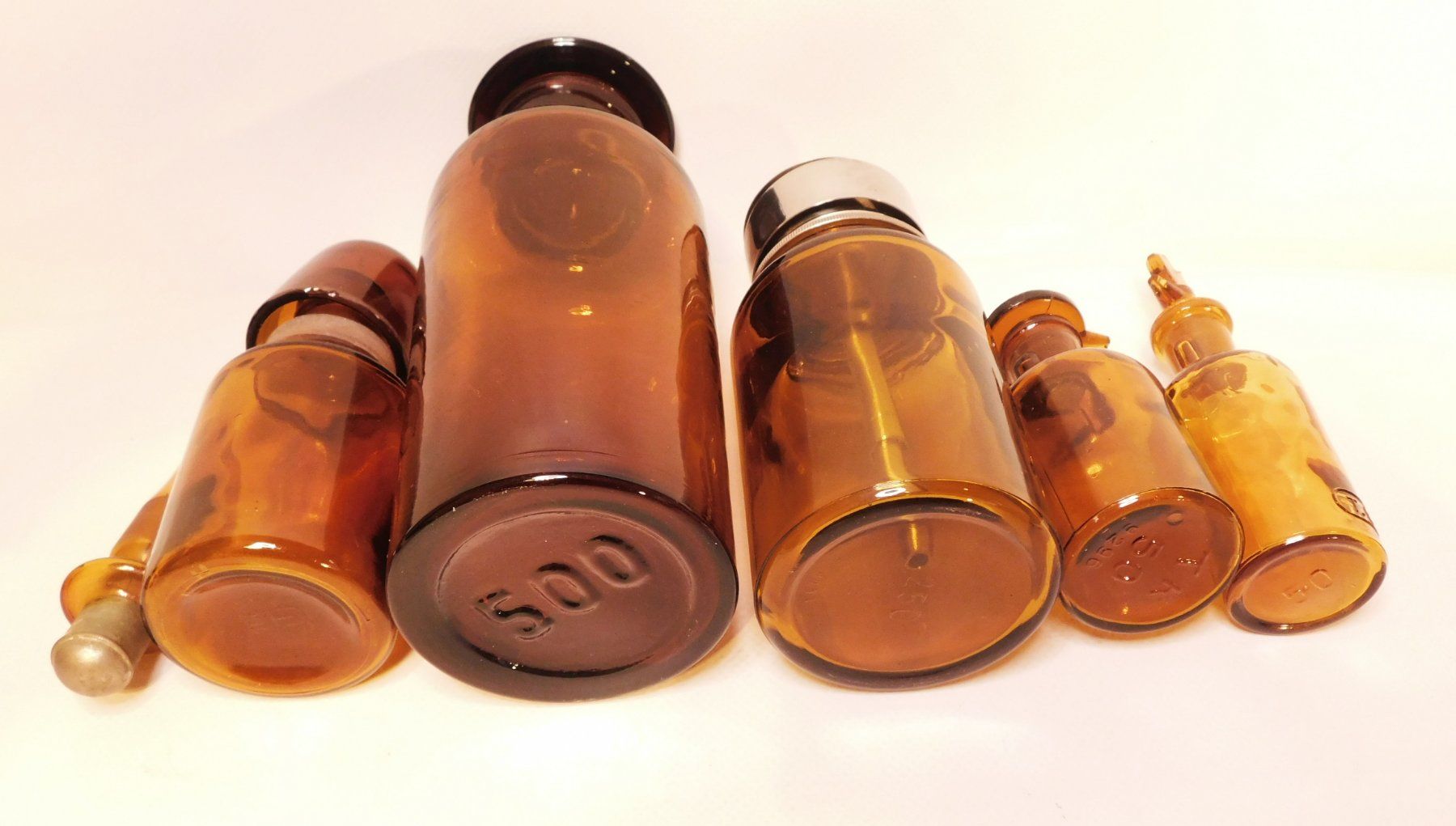 Accessori da laboratorio: Vintage Sammlung von Apothekenflaschen – Usato da Emmenbrücke venduto da Neverlaand-22 3