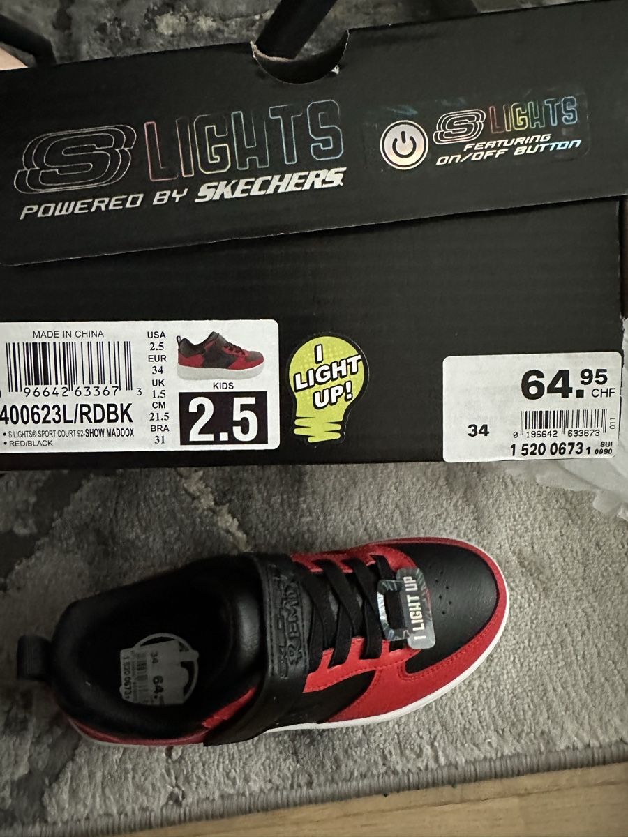 Skechers Scarpe da uomo: Skechers Sneaker Gr. 34 mit LED, neu – Nuovo e nell'imballaggio originale da Niederuzwil venduto da Ib-top 1