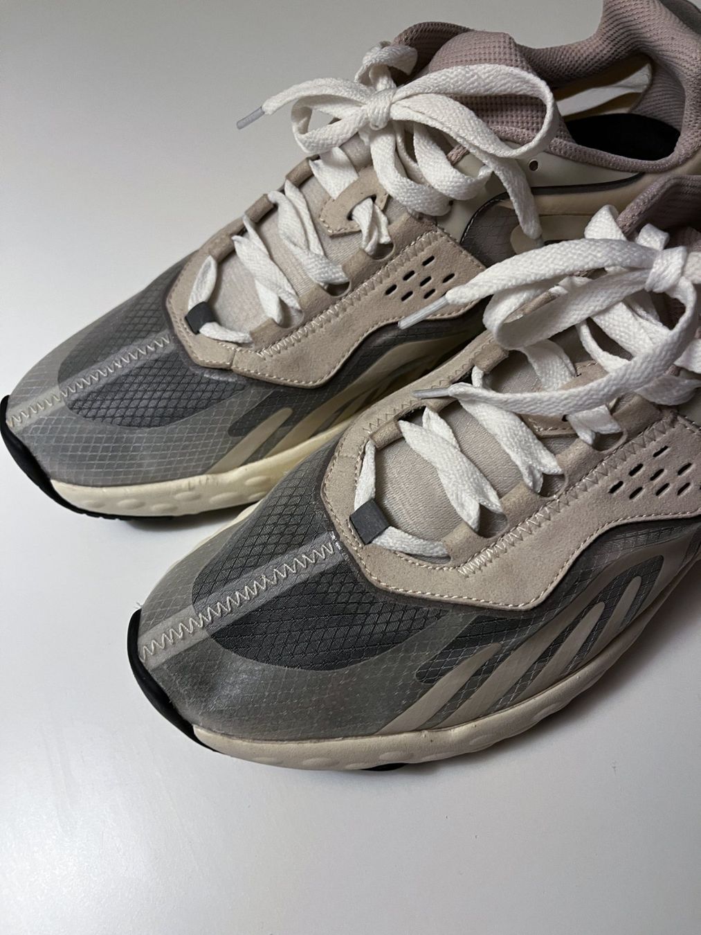 Acne Studios Scarpe da uomo: Acne Studios BUZZ TRAIL NEW Gr 44 grey white sneaker – Nuovo (secondo la descrizione) da Zürich venduto da Felix_by2f 1