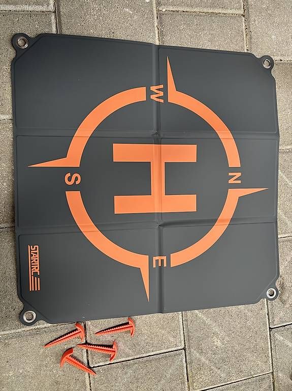 RC Kits de montage: Drohne Landepad / Helikopter  – Neuf avec emballage d'origine à Bichelsee par hubraum_