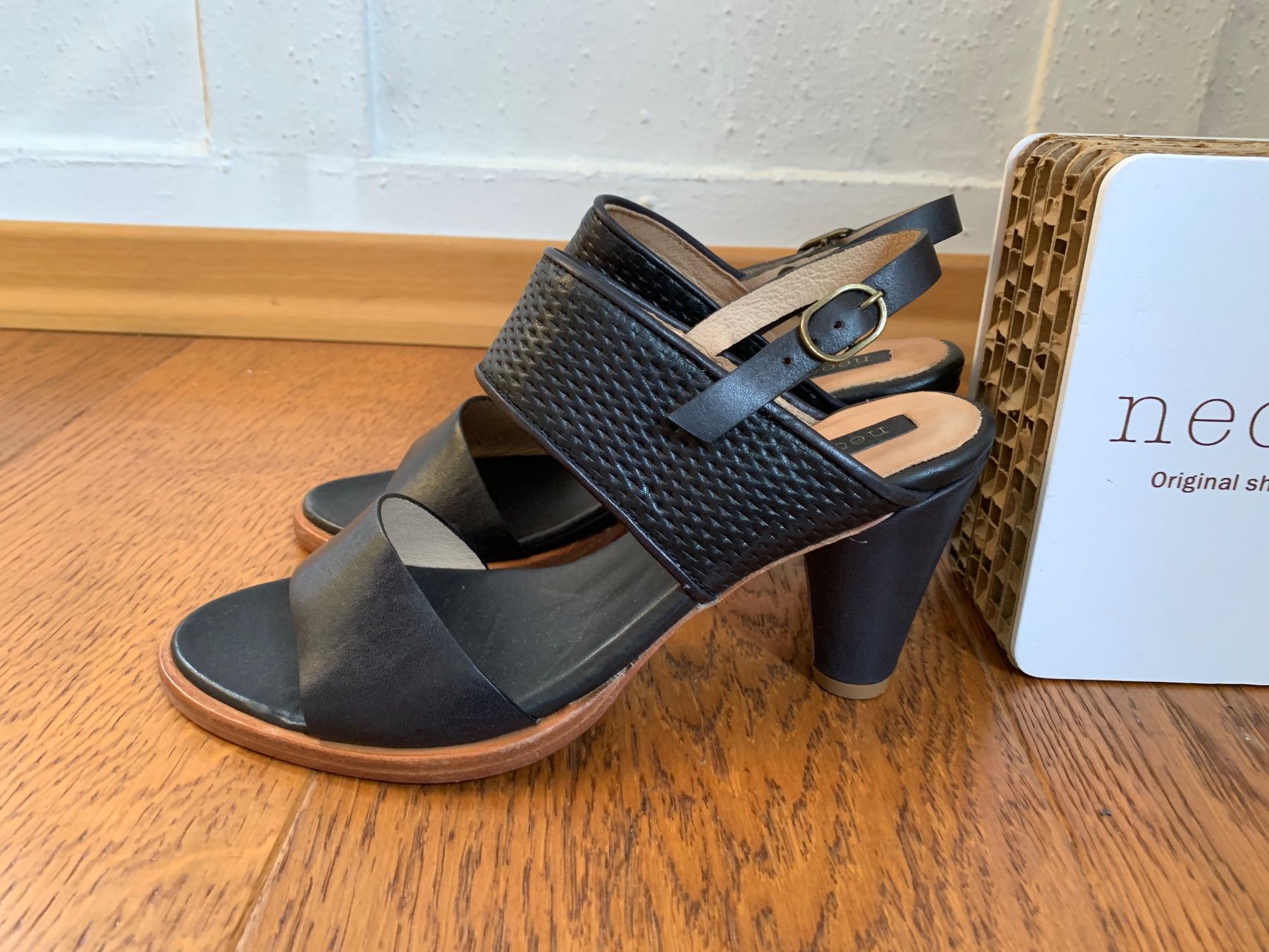 Neosens Scarpe da donna: Neosens Montua 996 black Gr.37 – Nuovo (secondo la descrizione) da Zürich venduto da finsti 2