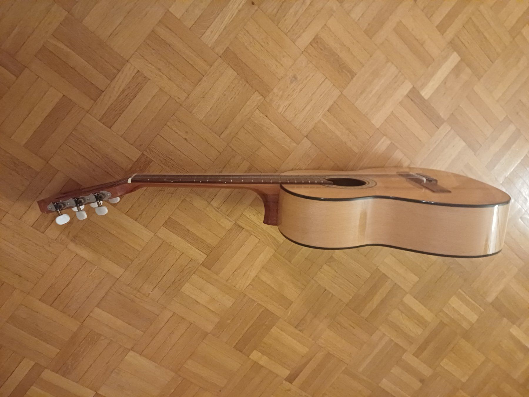 Strumenti musicali: Klassische Kindergitarre mit Tasche – Usato da Fällanden venduto da Dverkaufen 1