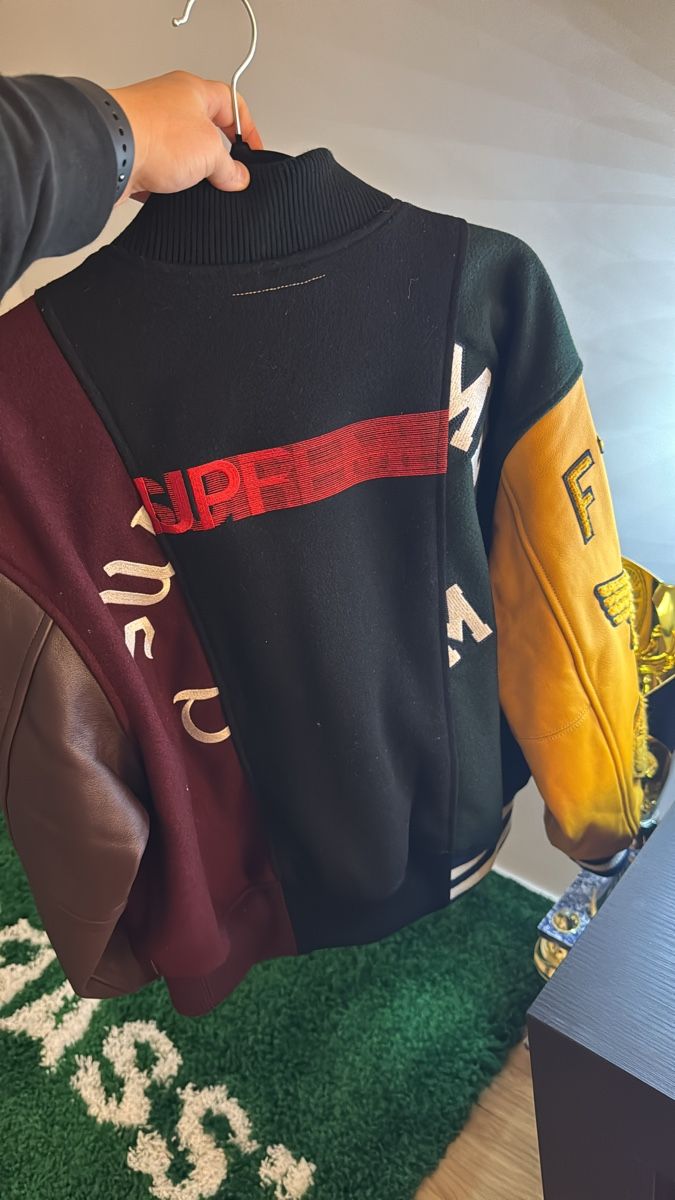 Supreme Giacche: Supreme Giacca Varsity X MM6 Maison Margiela – Nuovo e nell'imballaggio originale da Lumino venduto da Kussed 3