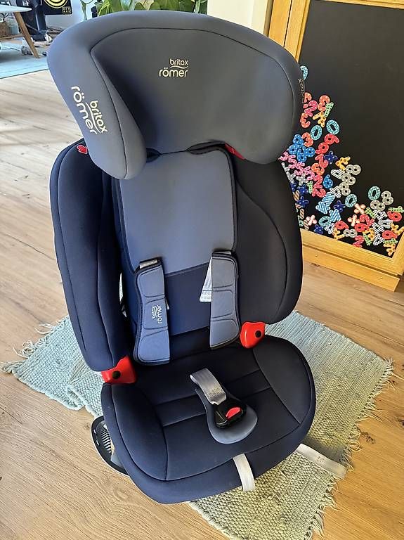 Britax Römer Seggiolini per auto: Britax Römer Evolva 1-2-3 SL SICT blau – Usato da Winterthur venduto da Masterdan