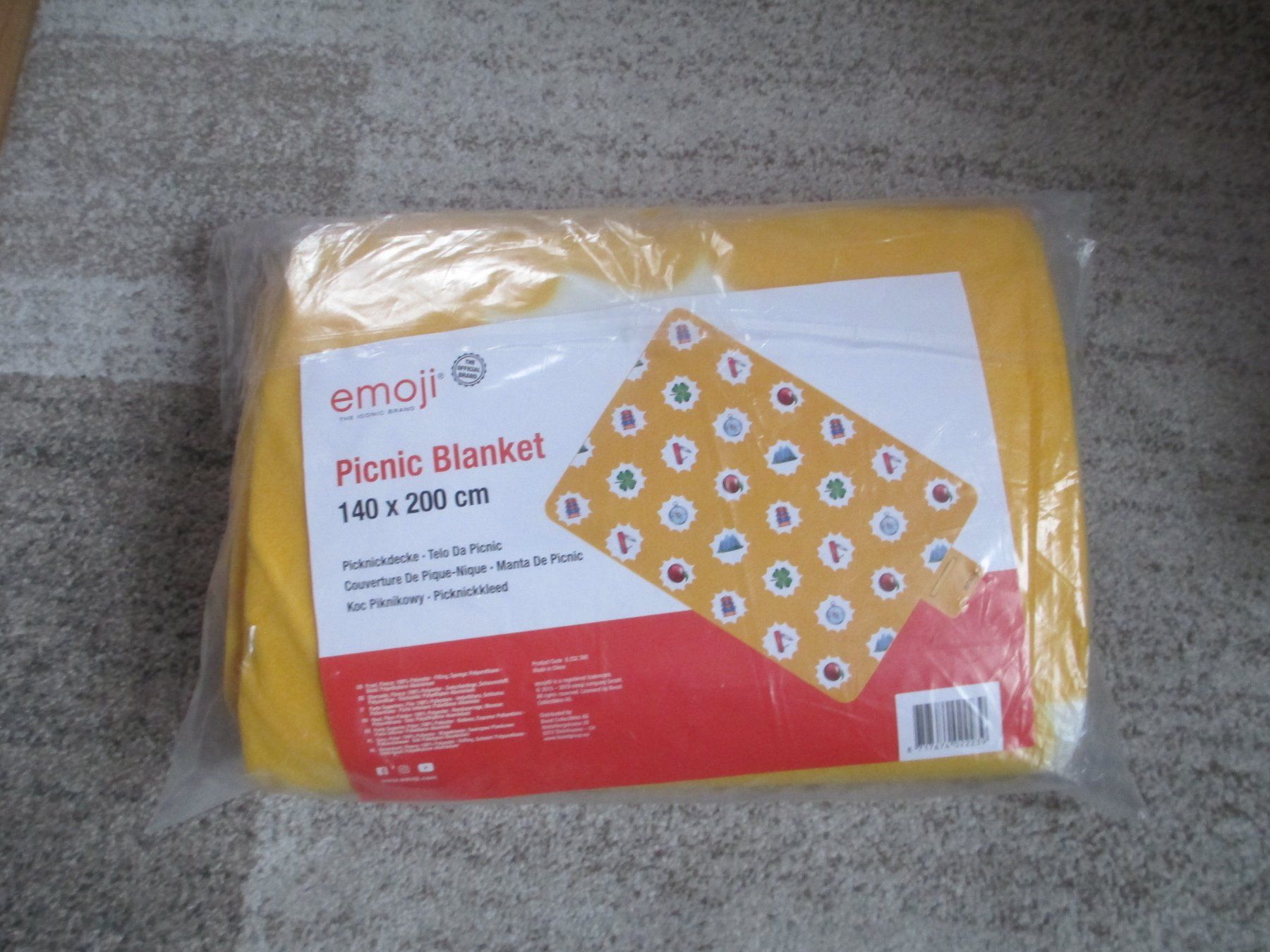 Coop Coperte: Neue Picknik Decke Emoj – Nuovo e nell'imballaggio originale da Landquart venduto da Froneri 2