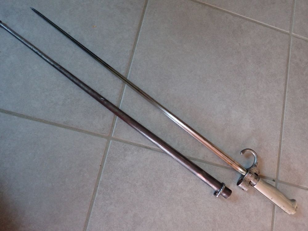 Baionnette Lebel du premier modèle avec quillon - France (Gebraucht) in ...