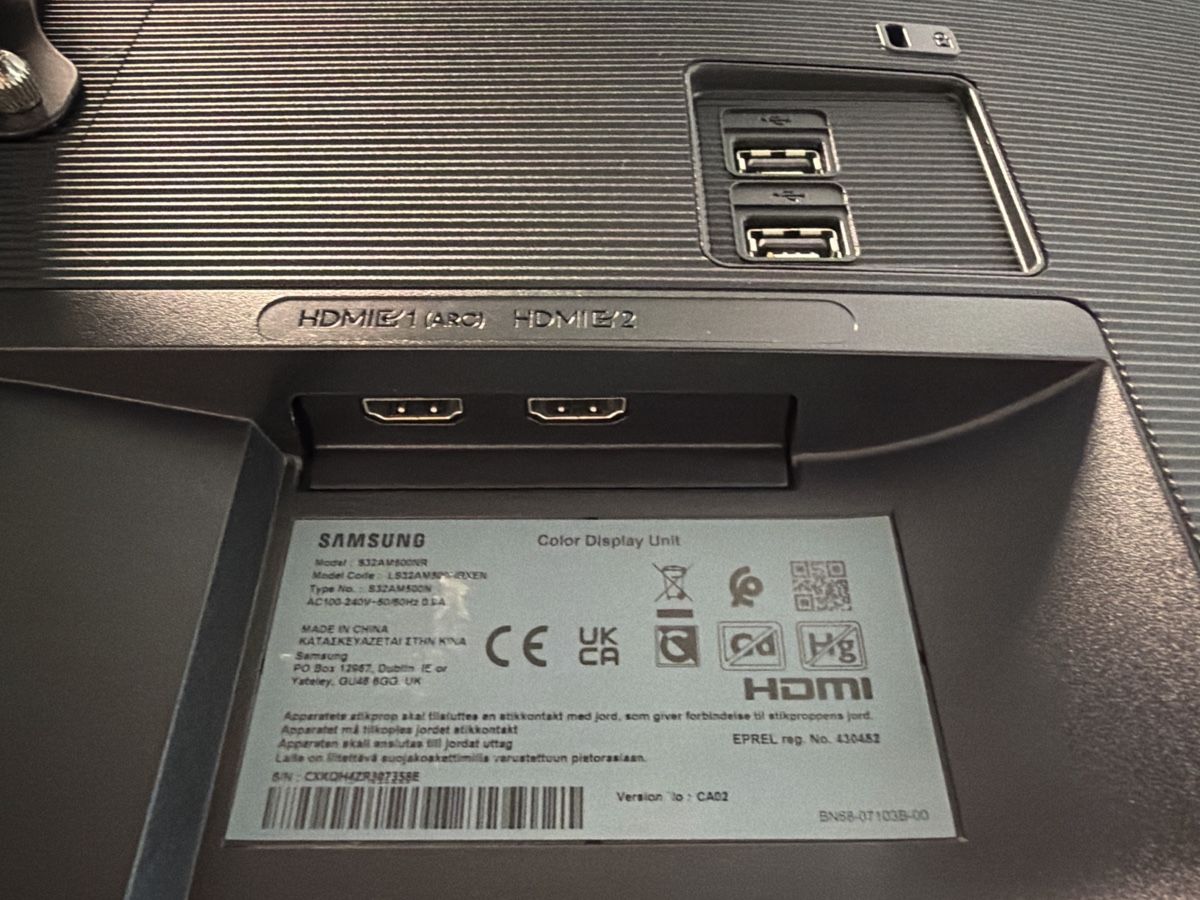 Samsung Ecrans: Monitor mit Halterung, PC Display 2 Stk. Samsung  – D'occasion à Baden par Hueblin 3