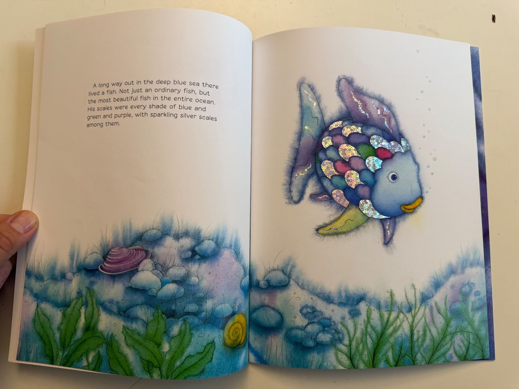 Libri: THe RAINBOW FISH - Marcus Pfister - Softcover – Usato da Münsingen venduto da Ganjam 4